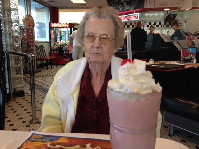 Irene Dobelmann at Steak ' Shake